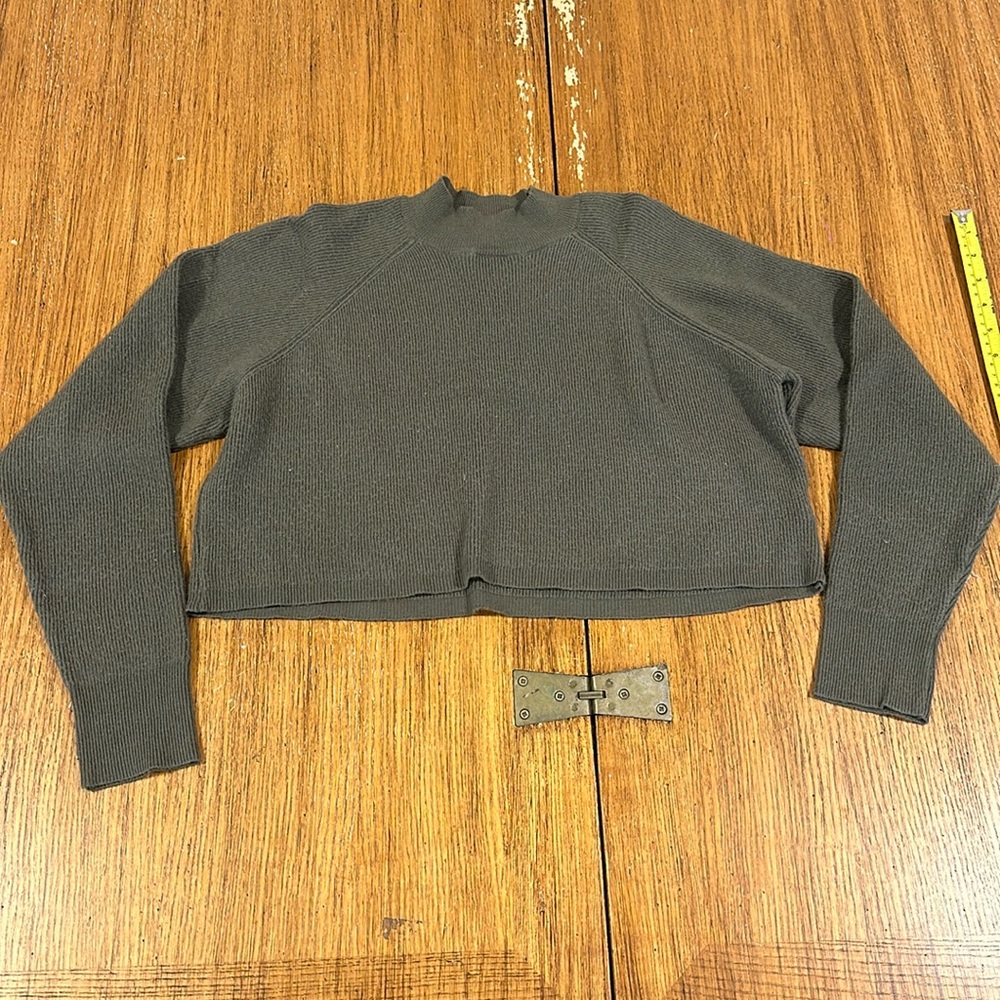 PACSUN L.A. Hearts Olive Green Cropped Sweater
